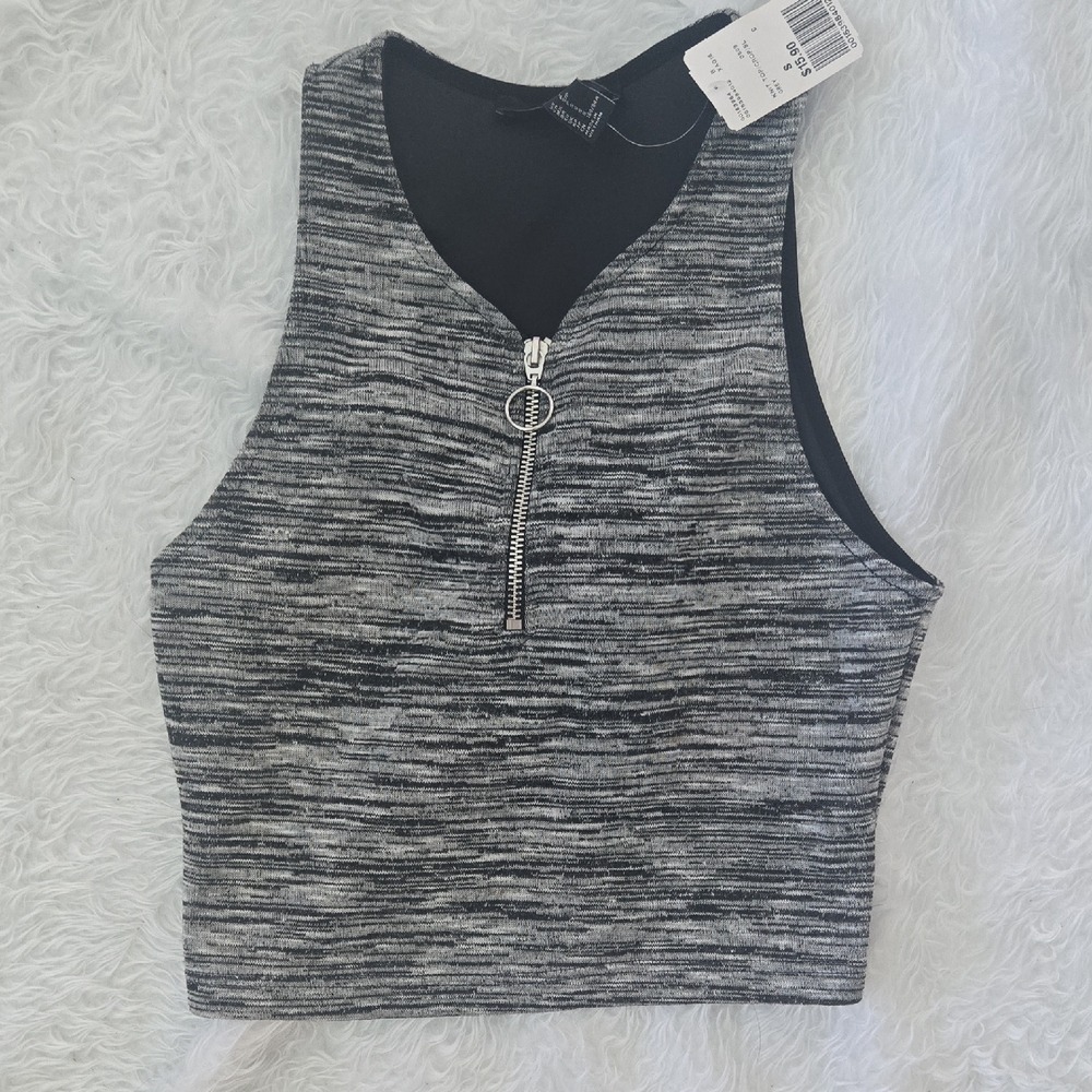 Forever 21 Womens Marled Grey Knit Half Zip Sleeveless‎ Crop Top Small NWT